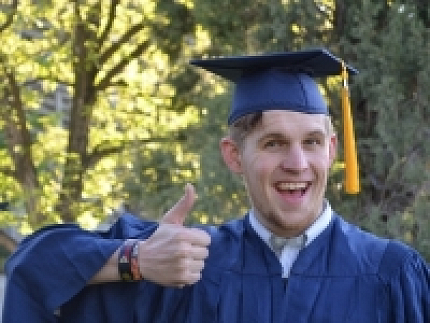 Vzdělání je občas na škodu. Třeba u copywritingu